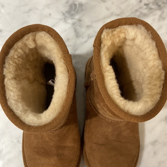 Uggs Kids' Classic Short II Water Resistant Genuine Shearling Boot - Picture 5 of 5